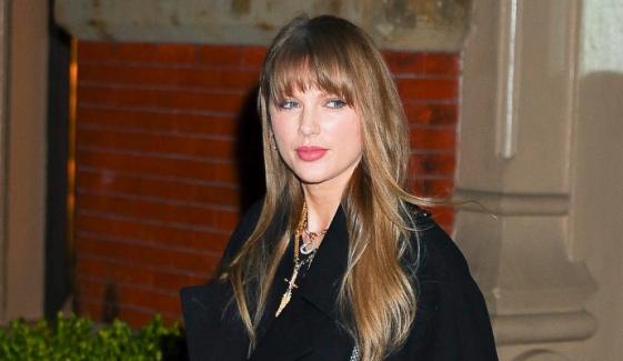  Taylor Swift drops truth about 'Love Story' inspiration