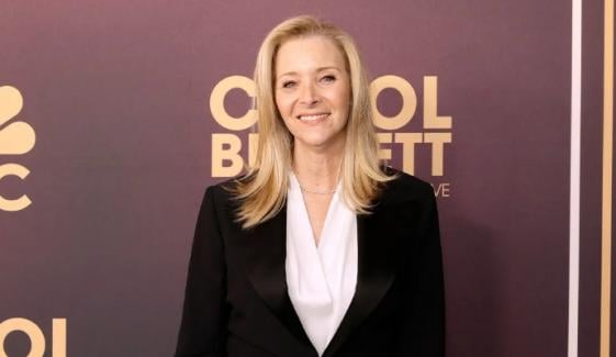 Lisa Kudrow blasts 'Friends' writers over 'brutal' treatment, risqué remarks on costars