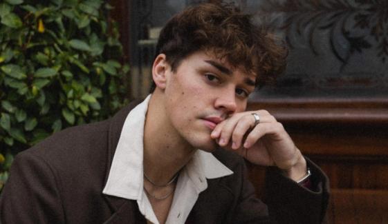 Noah Beck's mom placed on leave from school after suggestive video makes round