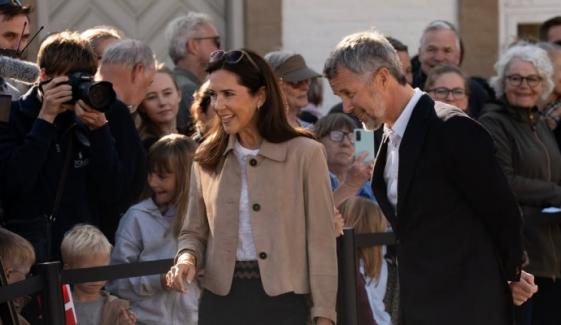 King Frederik wins hearts with sweet move as he kicks off Fredensborg trip with Mary