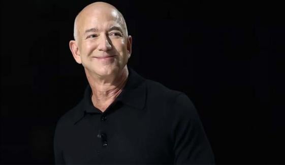 Jeff Bezos receives online criticism after Met Gala 2026 sponsorship