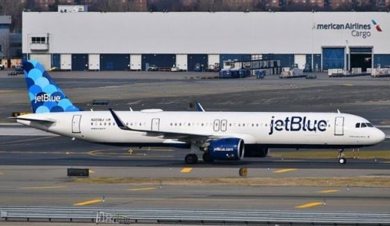 JetBlue Flight 882 grounded in St. Lucia: Birdstrike strands passengers as airline refuses hotels