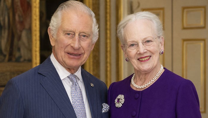 Royal Family issues urgent statement as Queen admits to hospital with 'heart issues' 