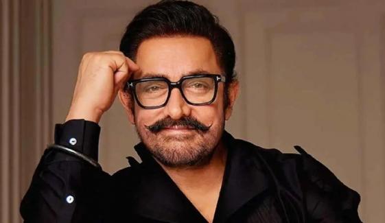 Aamir Khan sets record straight on ghost-directing speculation