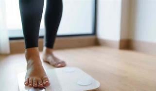 Rapid weight loss may outperform gradual dieting, new study finds