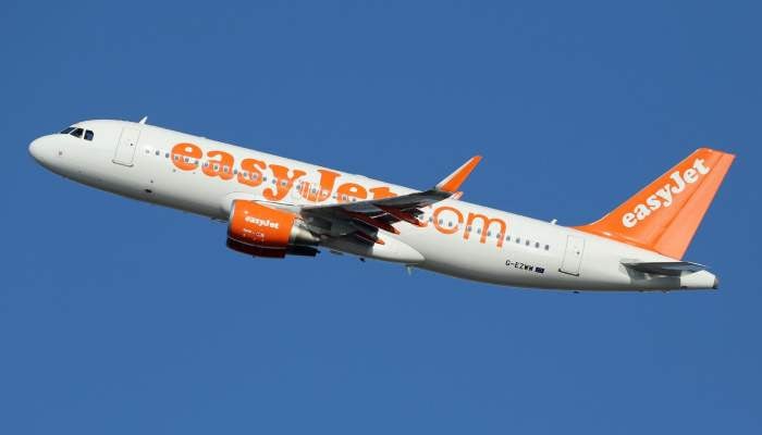 EasyJet London-bound flight diverts to Rome over power bank in luggage