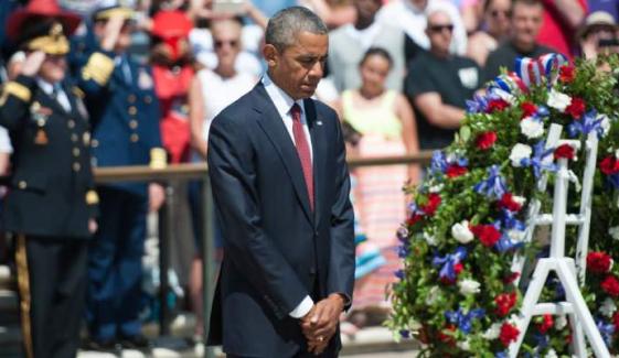 Barack Obama pays tribute to ‘brave men and women in uniform’ on Memorial Day 