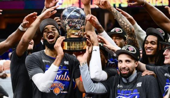 Knicks sweep Cavaliers: New York heads to first NBA Finals since 1999