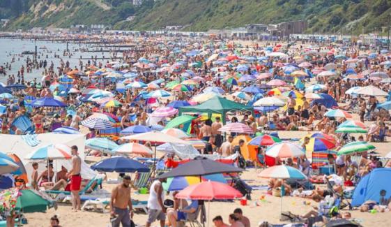 UK heatwave pushes East of England temperatures above 30C