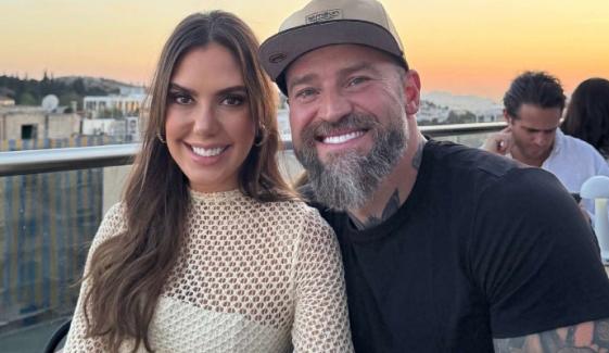 Zac Brown, Kendra Scott exchanged vows in intimate Greece wedding