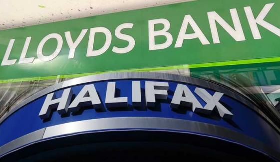 Is Lloyds bank and Halifax down? Users report widespread disruption