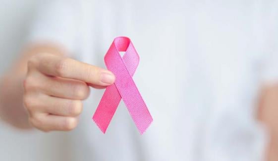 Breast cancer diagnoses prompt environmental testing at Uxbridge High School