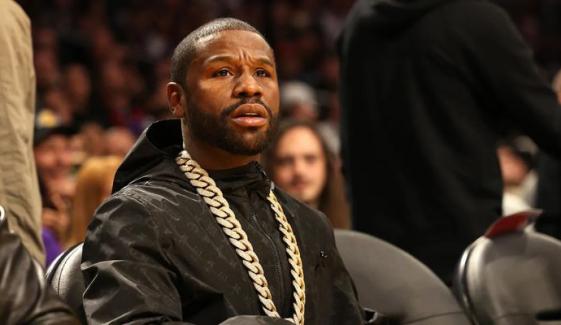 Floyd Mayweather facing felony charges over alleged $200k bad cheque
