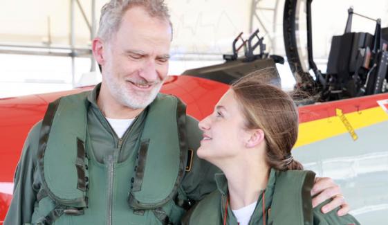 Princess Leonor takes King Felipe on sky adventure during exciting aviation training: Watch