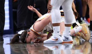 Caitlin Clark health in question after brutal injury vs Mercury, fans react 