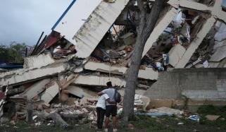 Venezuela earthquakes: Over 100 deported from US missing as death toll rises