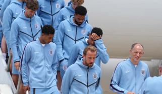England receive frosty welcome in Mexico ahead of World Cup clash with co-hosts