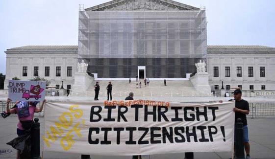 Trump to ask Supreme Court for birthright citizenship hearing