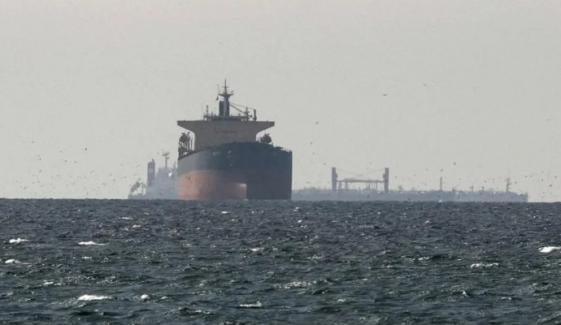 US presses Iran to vow halt of Strait of Hormuz attacks as Trump threatens Tehran 