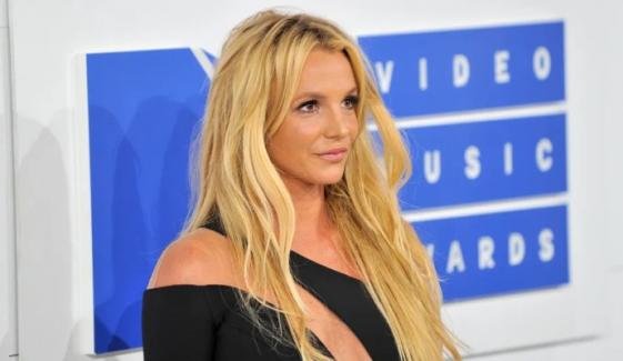 Britney Spears finally steps out amid third pregnancy rumours 
