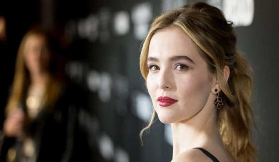 Zoey Deutch opens up about working with Jennifer Aniston in new comedy 