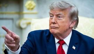 Trump drops Hormuz shipping fee as U.S. resumes Iran port blockade