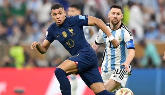 Lionel Messi vows to ‘compete’ after Kylian Mbappé takes Golden Boot lead