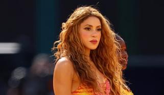 Shakira's timeless beauty captivates fans during FIFA World Cup show