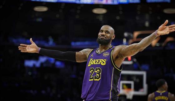 LeBron James joins Philadelphia 76ers for record 24th NBA season