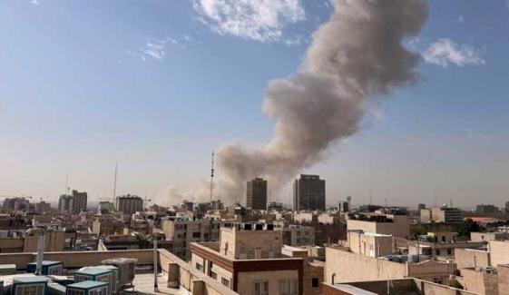 Iran launches new wave of strikes on US military bases in Middle East
