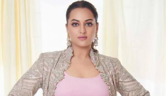 ‘Millennial’ Sonakshi Sinha takes pride in Gen Z after Dharmendra Pradhan resigns