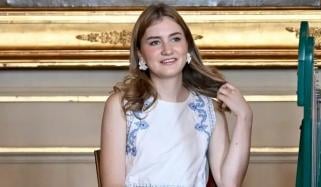 Princess Elisabeth dazzles in beautiful green dress at royal wedding with family