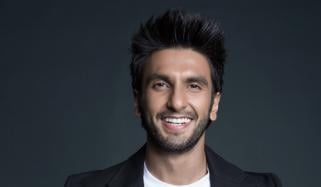 Ranveer Singh reacts to woman's flirty comment with hilarious family joke
