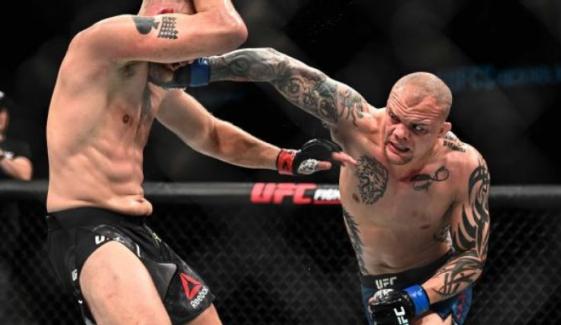 Former UFC fighter Anthony Smith arrested in Nebraska on felony charges
