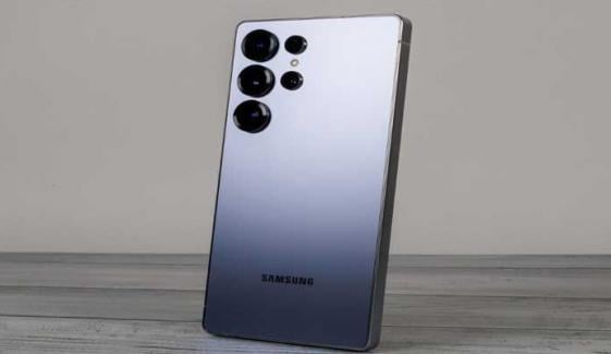 Galaxy S25 Ultra, S24 Ultra users report battery drain after latest Samsung update 