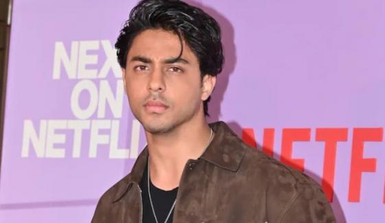 Aryan Khan sparks romance buzz after London outing with mystery woman: Who is she? 