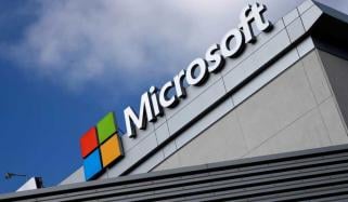 Microsoft leads market surge after strong AI-fueled earnings