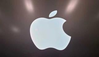 Apple shares plunge, wiping out nearly $500 billion in market value
