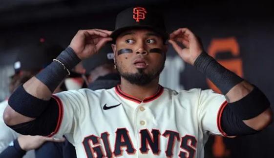 Phillies acquire Luis Arraez from Giants in major trade deadline deal