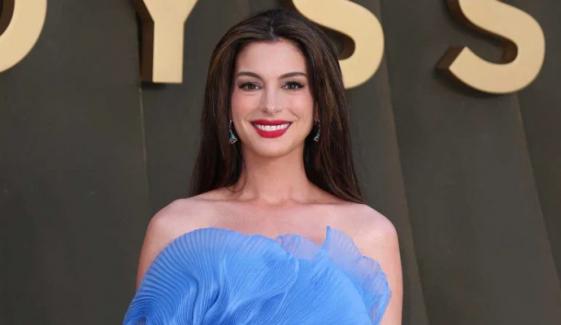 Anne Hathaway shares emotional message honoring 'The Princess Diaries' legacy