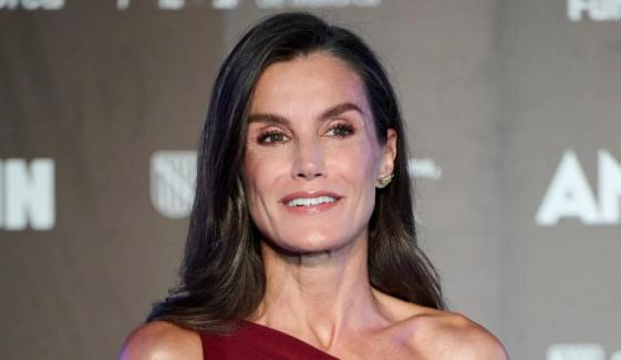 Queen Letizia steals spotlight in burgundy midi dress at prestigious film festival
