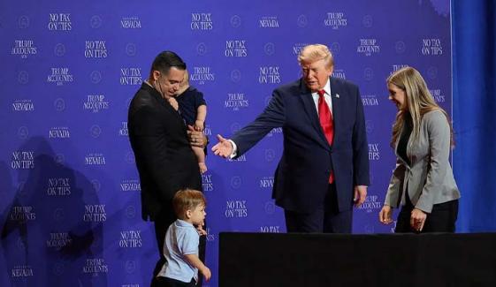 Trump chases toddler on Nevada rally stage: ‘Don’t be Biden and fall off’