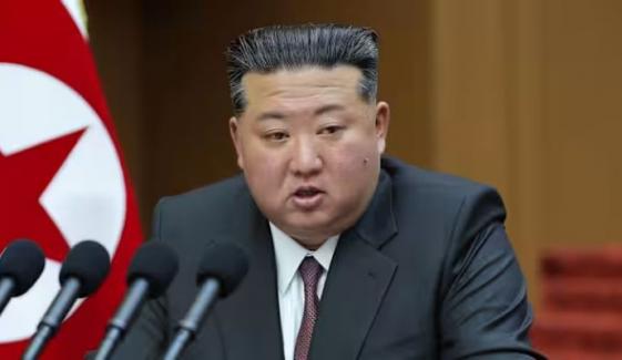 North Korea missile launch: Pyongyang rejects Trump peace overture with 10 ballistic missiles