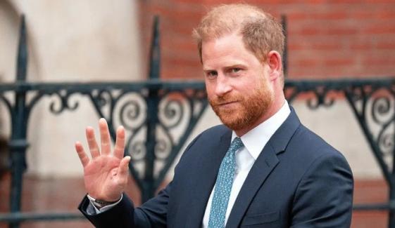 Prince Harry faces fresh legal blow as he prepares UK return with family