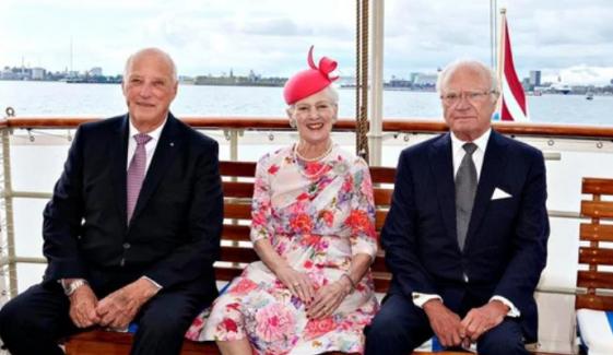 King Carl Gustaf expresses ‘great sadness’ on ‘dear friend’ King Harald’s death