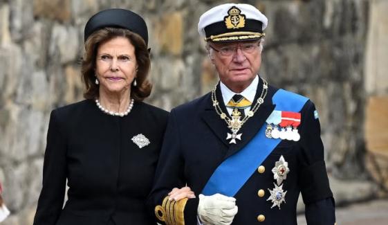 King Carl Gustaf, Queen Silvia make solemn appearance after tragic school incident
