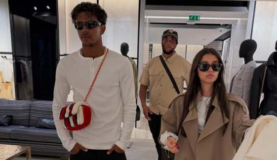 Lamine Yamal, Inés García serve pure romance in Paris: See