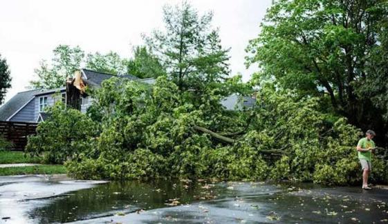 Massive thunderstorms sweeps across Metro Detroit, causing severe damage 