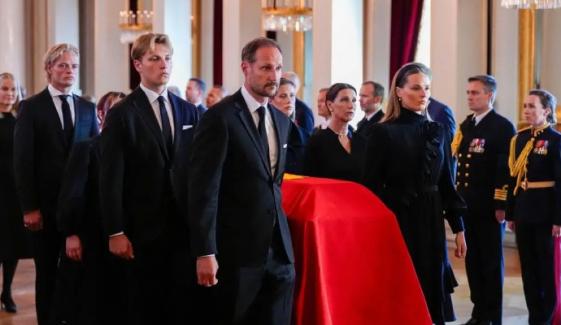 Royal Family cancels King Harald funeral plans after Queen’s sudden hospitalization