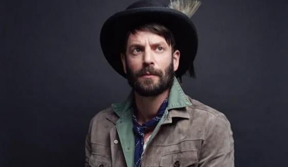 Ray LaMontagne sparks alarming moment as he loses consciousness mid-concert